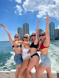 Private BYOB Yacht Party on 40ft Sea Ray Yacht with Captain  image 7