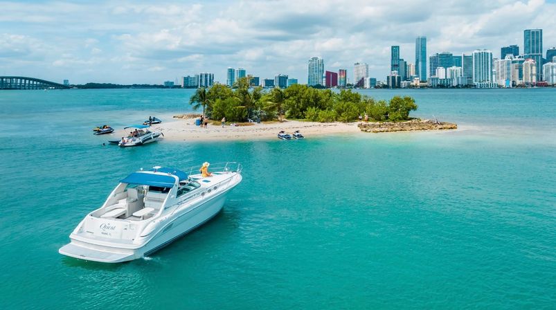 Private BYOB Yacht Party on 40ft Sea Ray Yacht with Captain  image 19