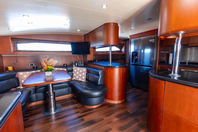 Miami Luxe: Party in Style Aboard the 100' Azimut Yacht image 18