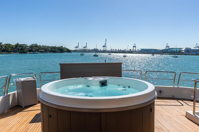 Miami Luxe: Party in Style Aboard the 100' Azimut Yacht image 12