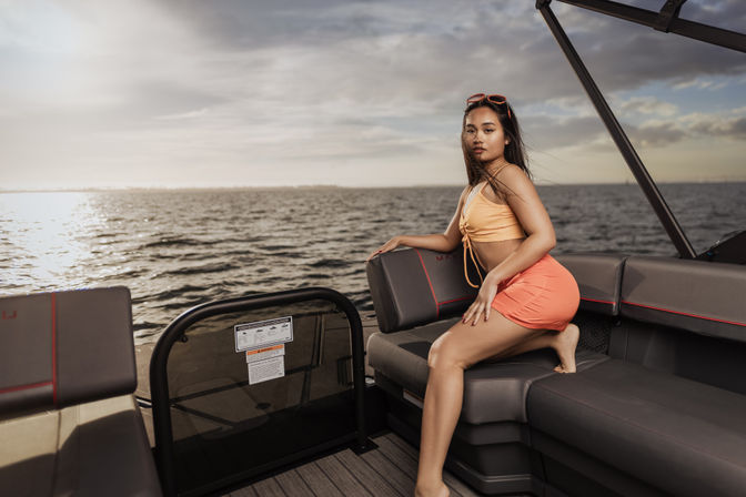 VIP Floating Lounge: Luxury Drift Private Boat Party image 11