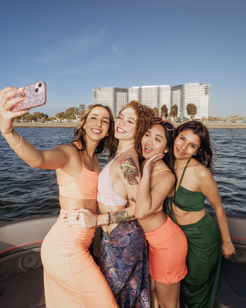VIP Floating Lounge: Luxury Drift Private Boat Party image 6
