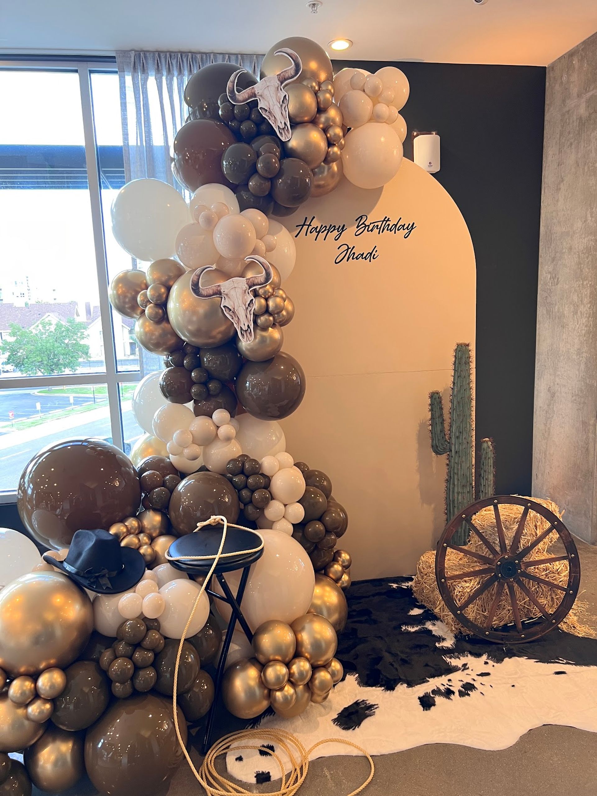 Western Birthday Party Decor Package with Balloons, Backdrops & Rustic Styling image 1
