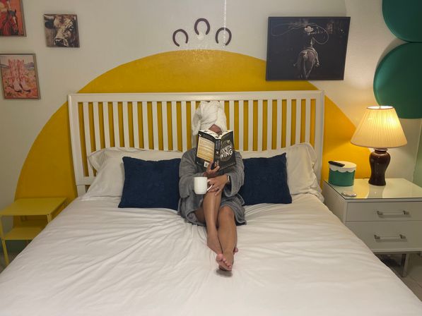 Wandering Sapphire: Your Fort Lauderdale Retreat with Pickleball & Pacman image 10
