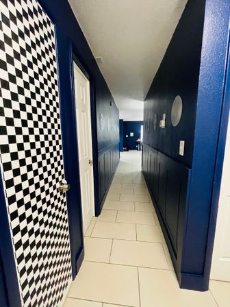 Wandering Sapphire: Your Fort Lauderdale Retreat with Pickleball & Pacman image 12