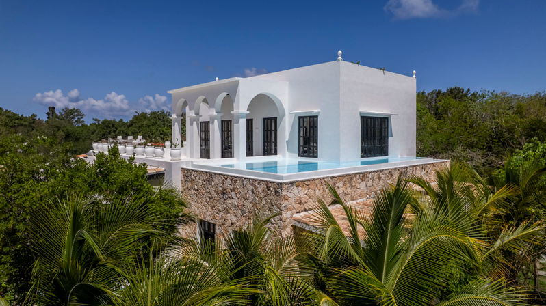 Villa Raes: Old-World Charm Meets Quiet Luxury with Pool + Pickleball Court image 18