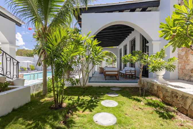 Villa Raes: Old-World Charm Meets Quiet Luxury with Pool + Pickleball Court image 23