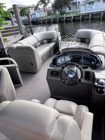 Private Pontoon Rentals in Pompano: Sandbars, Sun & Good Vibes image 4