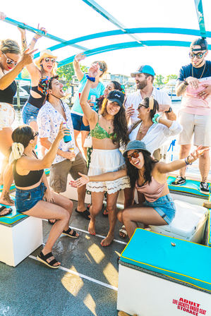 Paddle Pub Tampa: The Ultimate Floating Party image 18
