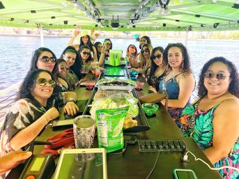Paddle Pub Tampa: The Ultimate Floating Party image 9