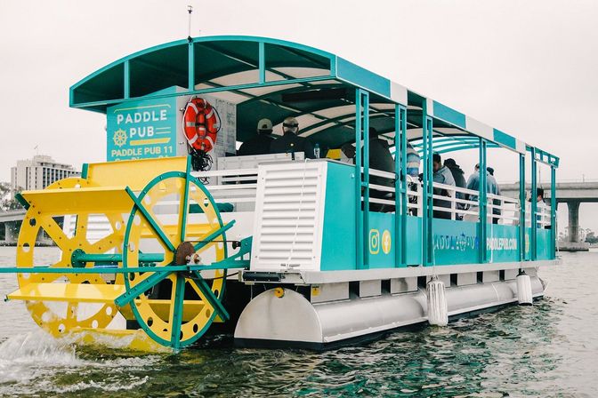 Paddle Pub Tampa: The Ultimate Floating Party image 15