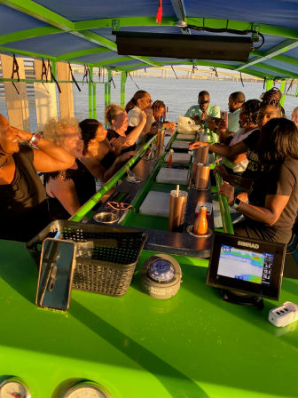 Paddle Pub Tampa: The Ultimate Floating Party image 17
