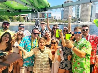 Paddle Pub Tampa: The Ultimate Floating Party image 3