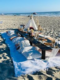 Sip, Savor, and Celebrate: Luxury Picnics for Your Bachelorette Party! image 2