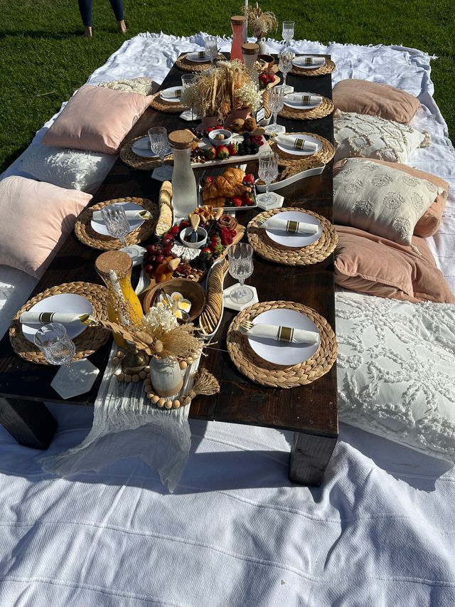 Sip, Savor, and Celebrate: Luxury Picnics for Your Bachelorette Party! image 3