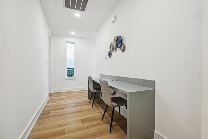 Bali in Houston: 8BR Luxury Rental with Heated Salt Water Pool, Hot Tub, Mini Golf & More image 59
