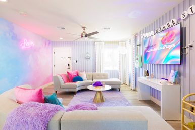 Lavender Haze Playce, Erazona: Heated Pool, Hot Tub, Fire Pit + Eras-Themed Rooms image 12