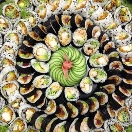 Sushi-Making with Private Sushi Chef Dinner at Your Vacay Rental image 9