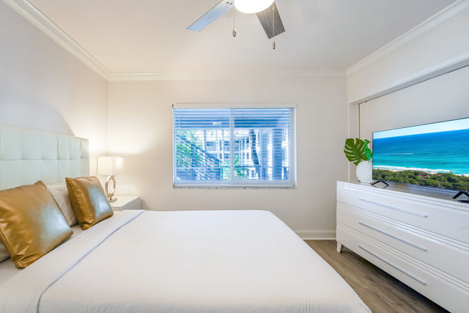 The Intercoastal Escape: Balcony, Pool, & Hot Tub in Boca image 29