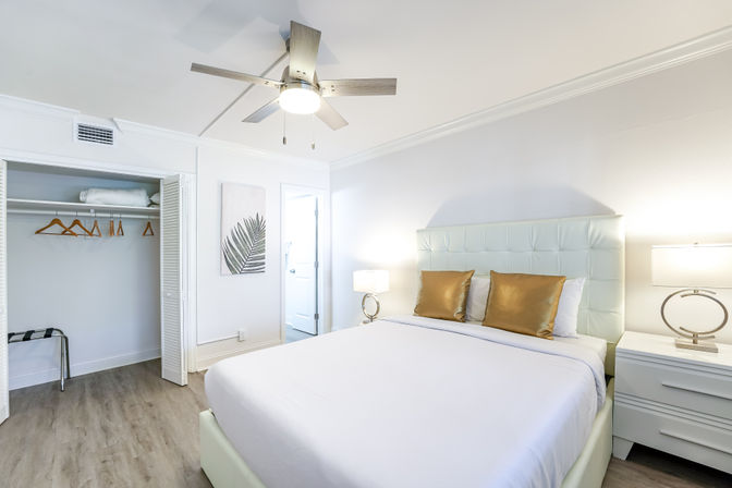 The Intercoastal Escape: Balcony, Pool, & Hot Tub in Boca image 33