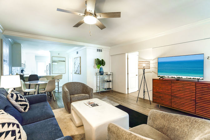 The Intercoastal Escape: Balcony, Pool, & Hot Tub in Boca image 9