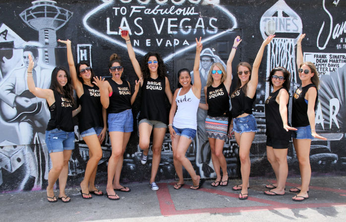 Strike a Pose: Private Vegas Photo Tour with Limo or Party Bus image 5