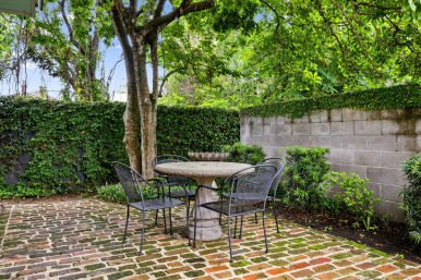 Boho Rosa Charming Home with Outdoor Courtyard & Steps to King Street image 36