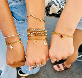 Hey Beautiful! Customized Charm Bar Experience image 1