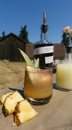 Mobile Bartending Service: Craft Cocktails & Beautiful Private Bar Setup, Wherever You Celebrate image 2