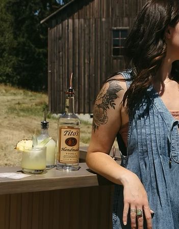 Mobile Bartending Service: Craft Cocktails & Beautiful Private Bar Setup, Wherever You Celebrate image 7