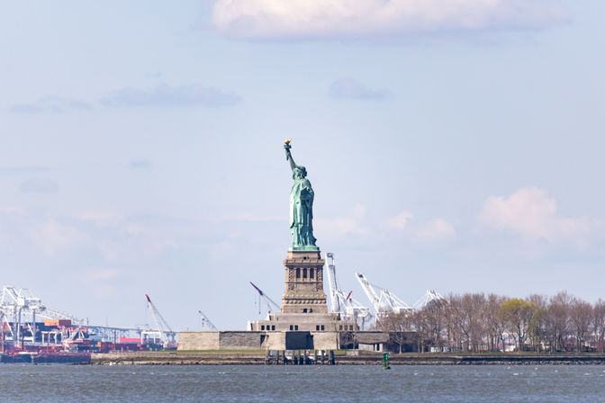 Guided Walking Tours of the Statue of Liberty, Brooklyn Bridge & More image 10