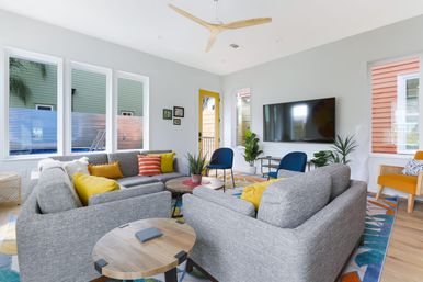 The Jungle House: A Modern, Vibrant Oasis with Shared Heated Pool and Private Hot Tub image 22