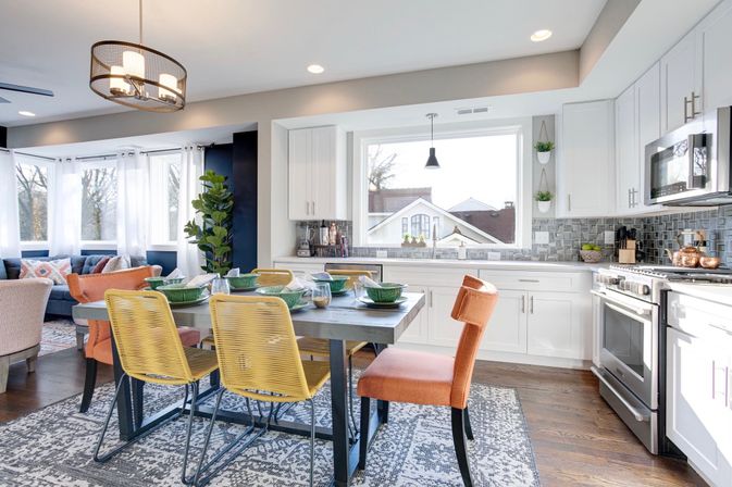 Bohemian Jungle: 4BR Home Close to Broadway & Gulch image 6