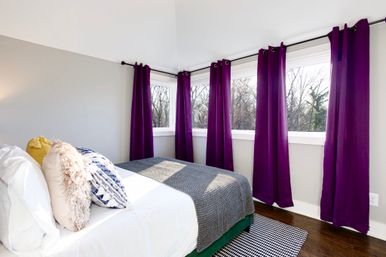 Bohemian Jungle: 4BR Home Close to Broadway & Gulch image 16