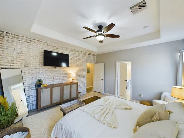 Saddle & Spurs: Retreat with Pool, Fire Pit & Outdoor Shower image 14