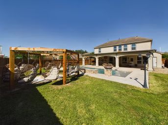 Saddle & Spurs: Retreat with Pool, Fire Pit & Outdoor Shower image 6