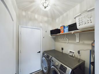 Saddle & Spurs: Retreat with Pool, Fire Pit & Outdoor Shower image 25