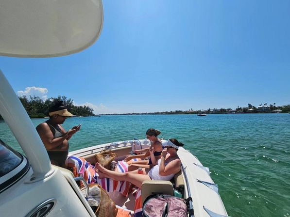 Shellebrate the Bride to Be: Custom Bachelorette Boat Cruise image 6