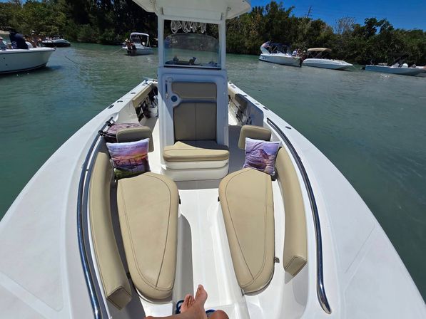 Shellebrate the Bride to Be: Custom Bachelorette Boat Cruise image 33