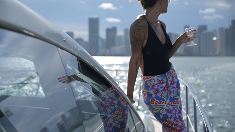 The 62' Azimut Yacht Party Experience image 11