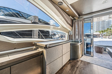 The 62' Azimut Yacht Party Experience image 9