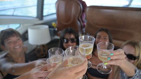 The 62' Azimut Yacht Party Experience image 3