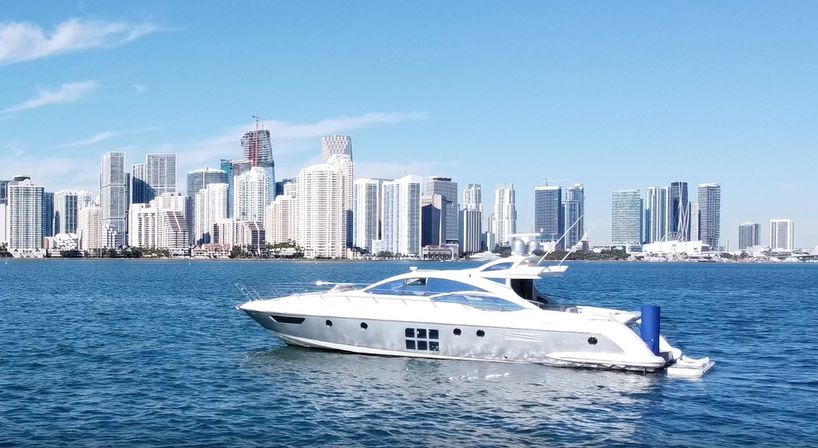 The 62' Azimut Yacht Party Experience image 1