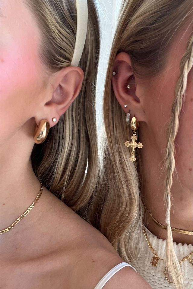 Truly Blessed Jewels: Hollow Needle Piercing Experience image 4