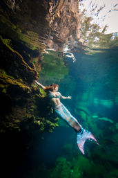 Mermaid Portrait: Underwater Photoshoot in a Cenote image 6