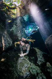 Mermaid Portrait: Underwater Photoshoot in a Cenote image 10