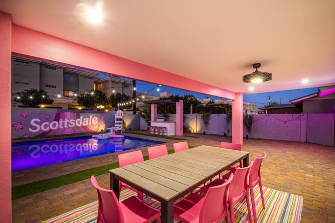 Scottsdoll Dreamhouse: Luxury Scottsdale Rental image 7