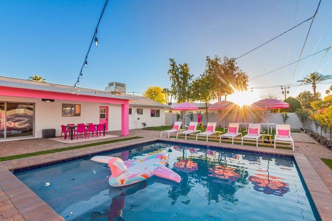 Scottsdoll Dreamhouse: Luxury Scottsdale Rental image 6