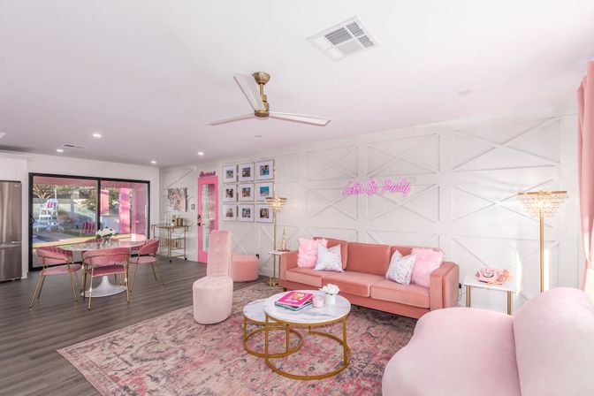 Scottsdoll Dreamhouse: Luxury Scottsdale Rental image 2
