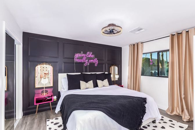 Scottsdoll Dreamhouse: Luxury Scottsdale Rental image 3